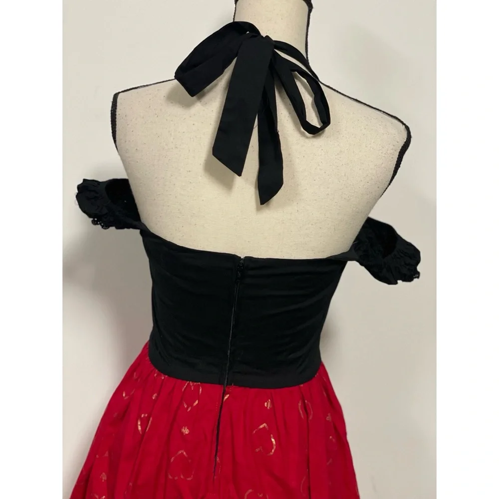 NWT Hot Topic Disney Classic Red Queen Dress Costume Size S - Picture 10 of 14
